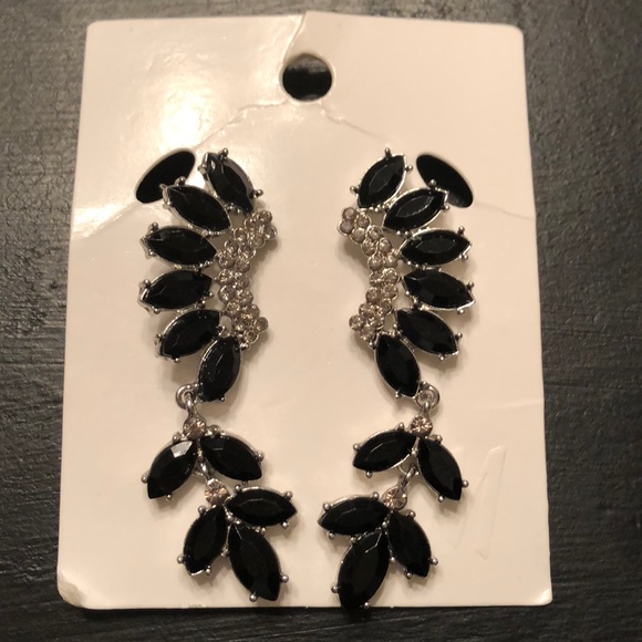 H&M EARRINGS ✨ worn once - Picture 1 of 1